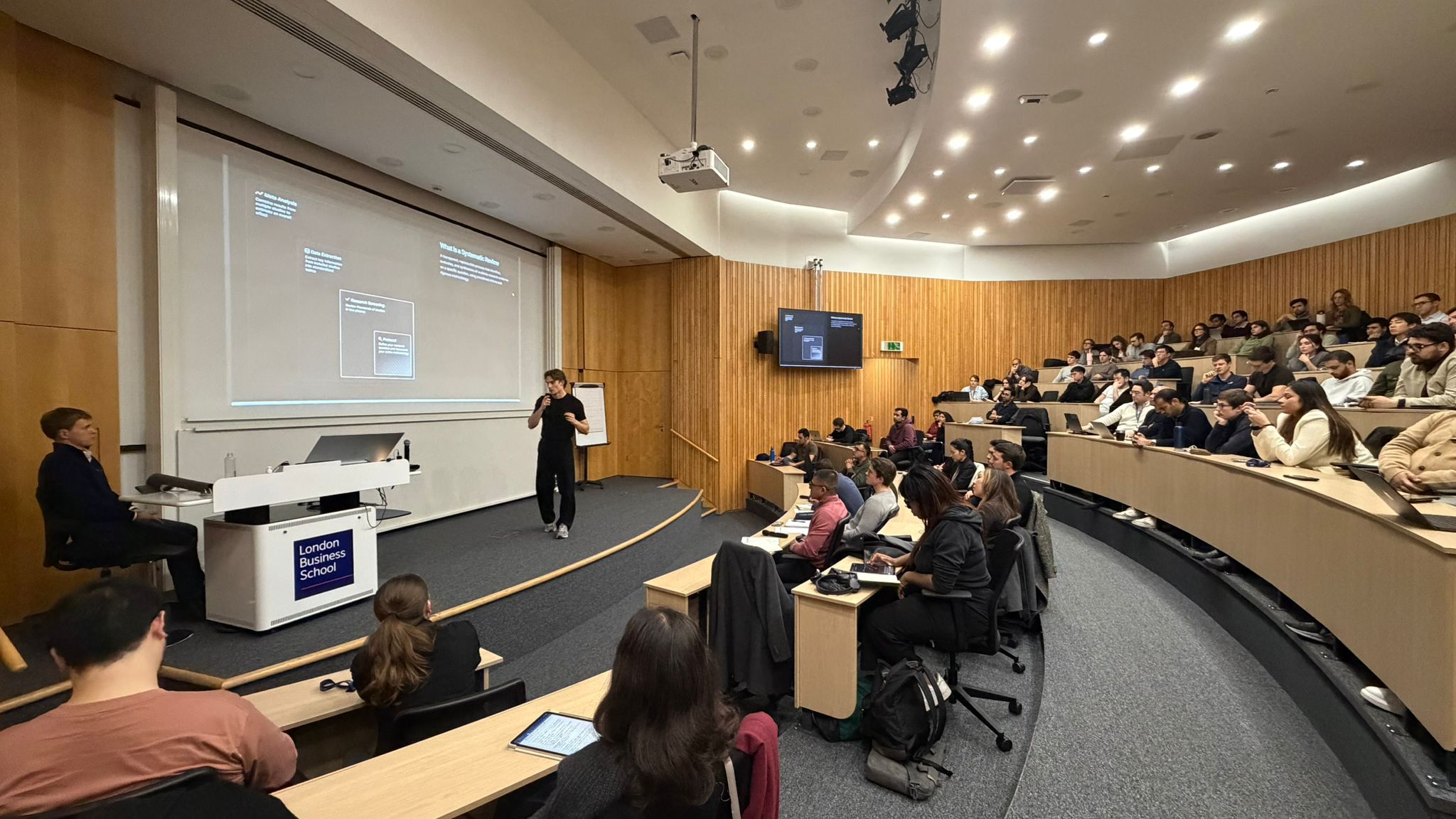 Entrepreneurship Club: Booster Pitch Nights